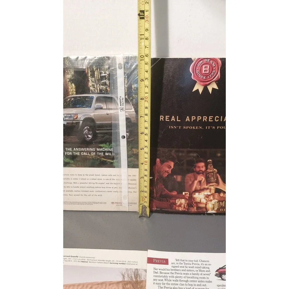 Vintage National Geographic Magazine Lot 8 Issues 1991-2020 Yellow / Science
